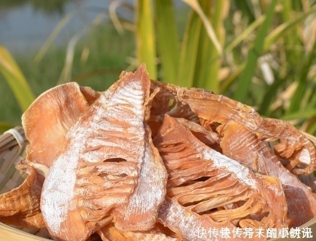 农村烂在地里没人要,没想到城里人却争着买,长得丑,特好吃