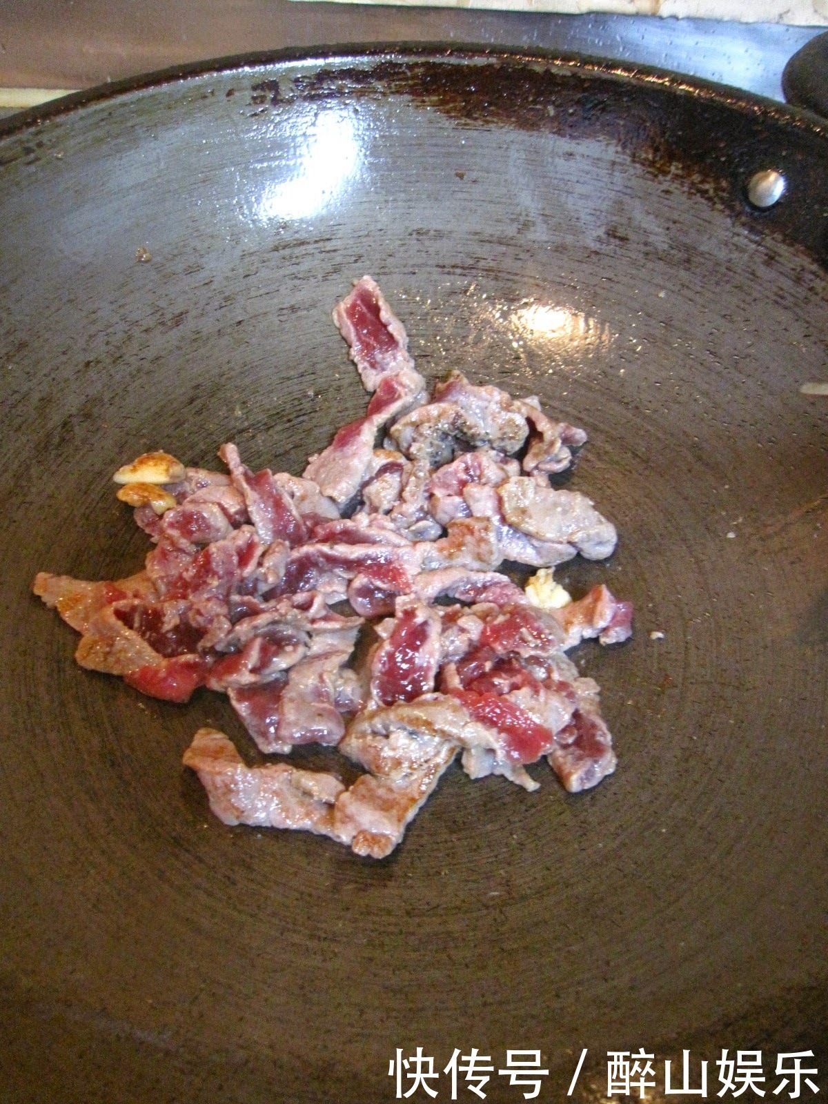 牛肉和它才是天生一对,做法超简单,营养又美味,孩子爱吃还下饭