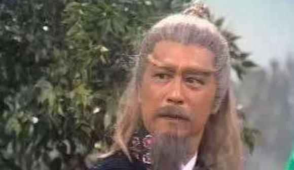 打断|一样是被黄药师打断了双腿,为什么周伯通能接好,曲灵风却不行