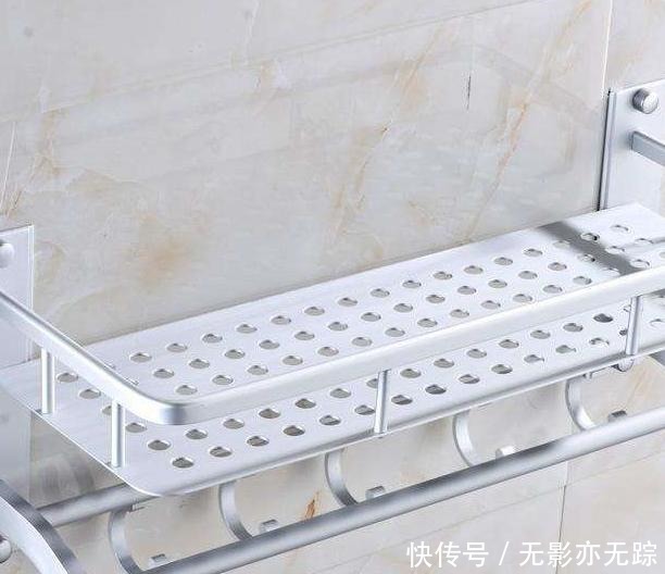 毛巾架|卫生间再大也不要放毛巾架了,瞧瞧别人家这么做,整洁还省空间