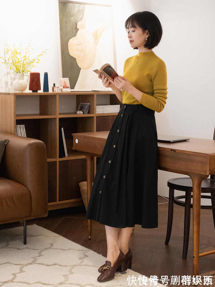 姜黄色 穿什么“短裙”太土了!瞧今秋流行“膝下裙”,20-50岁穿都好美