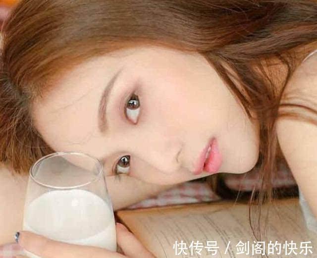 |奇葩笑死人的15个冷段子,精简有笑料,段子手的最爱