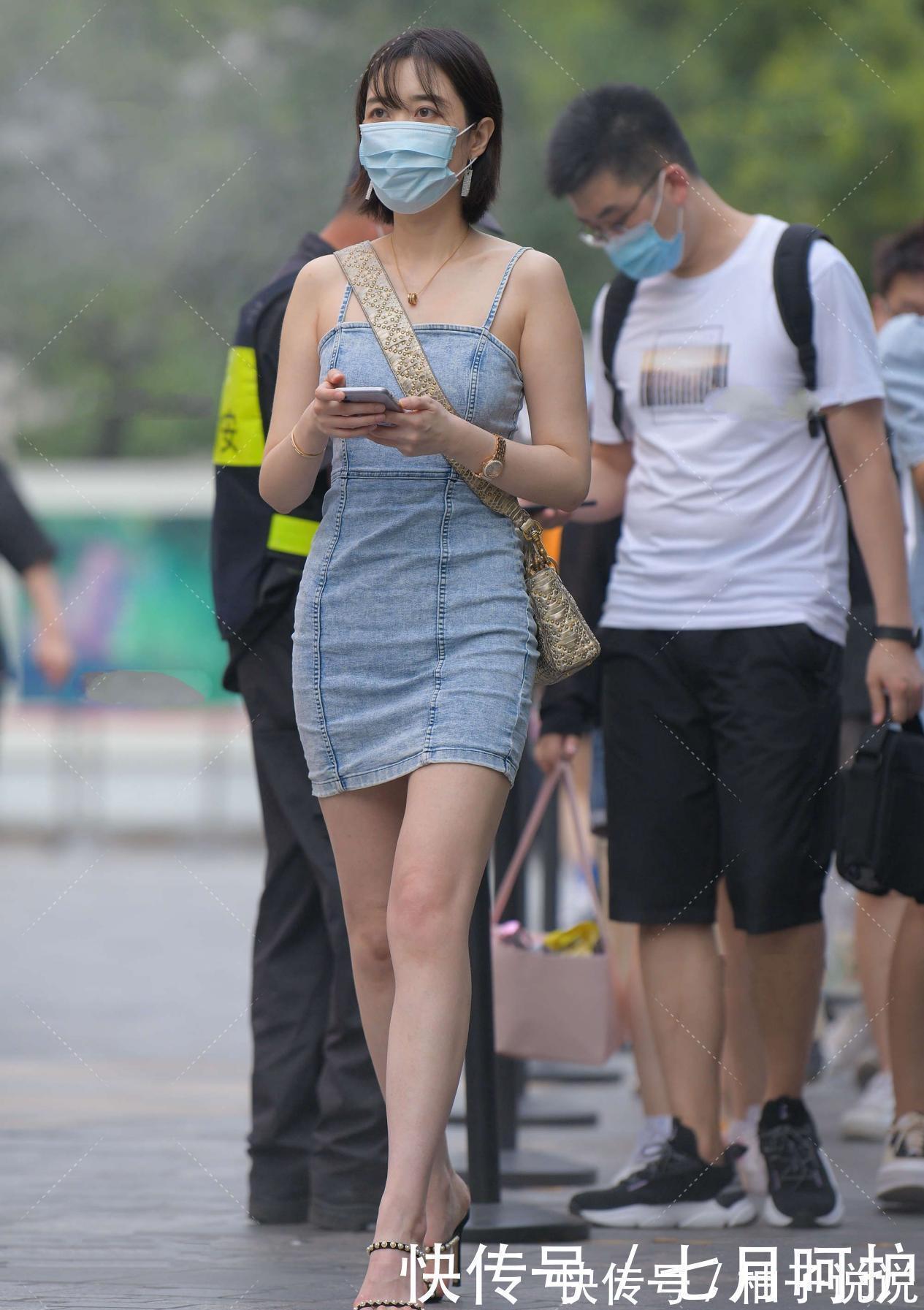 修身 修身牛仔连衣裙,清新自然,时尚大气,展现独特感