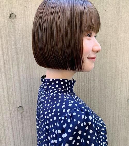 发型灵感：懒人好整理的直发，也可以充满空气感！