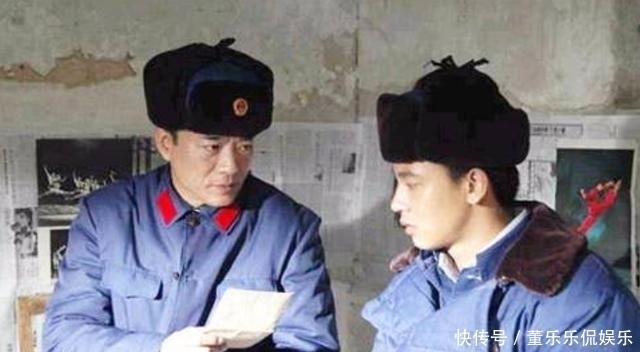 他辞去警察改行当作家,荣获茅盾文学奖,马未都见了都叫大哥