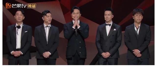 英文|《披荊斬棘》李承鉉張淇強(qiáng)強(qiáng)聯(lián)手，深情演唱yelow，引發(fā)觀眾共鳴