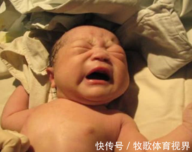 半夜三|新生儿3种“求救信号”,却被家长认为无理取闹?家长要重视起来