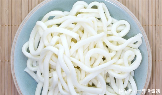 日本人喜爱的乌冬面不仅营养健康,而且做法简单!