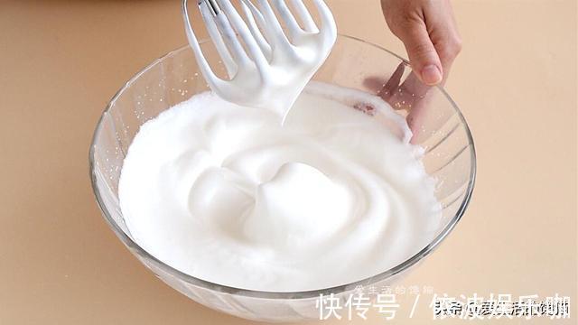 玉米油|治愈系高颜值蛋糕卷,香甜柔软超好吃,做法简单,小白也一次成功