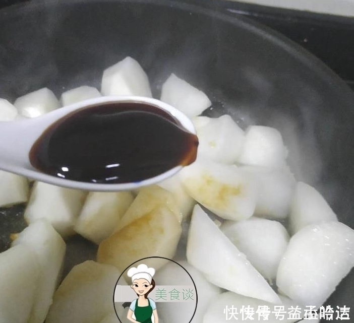 此菜几毛一斤，虽然不起眼，但维生素C比梨高10倍，滋补赛人参