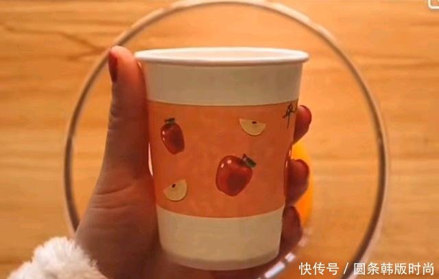  不用烤箱和打发器，也能做出蓬松渲染的蛋糕，慢妈教你做法零失败