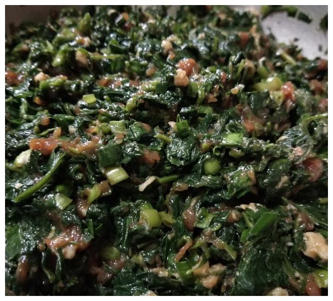 自己在家蒸包子,鲜嫩多汁,香辣浓郁,学会再也不用外面买