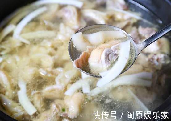 猪肚鸡|清洗猪肚,别总是用盐和醋,教你一招,猪肚洗得干净,还没腥臭味