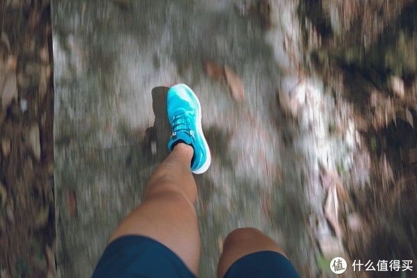 glide 我今年最期待的越野跑鞋，没有之一——Salomon Ultra Glide长距离越野跑鞋