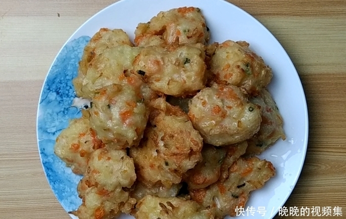 油炸素丸的简单做法,外酥里嫩,鲜香营养,不错的家常美食