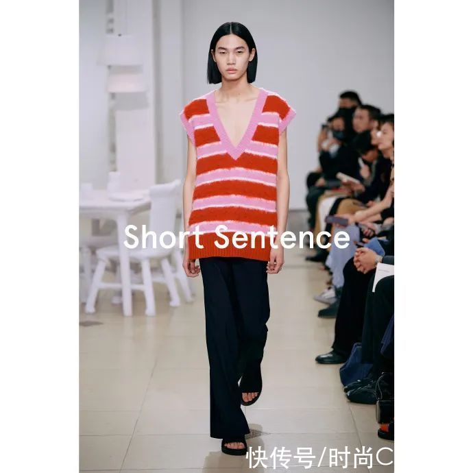 设计师刘雯再上线，这次实穿性5颗星|时髦办 |女生一定要知道的高级感香水，你懂的\＂,\＂i10\＂:\＂美人计