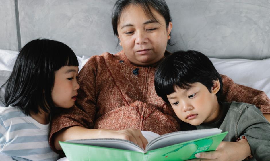 张校长|95后全职妈妈占比超过八成,家长含泪哭诉:供你读博并不是当保姆