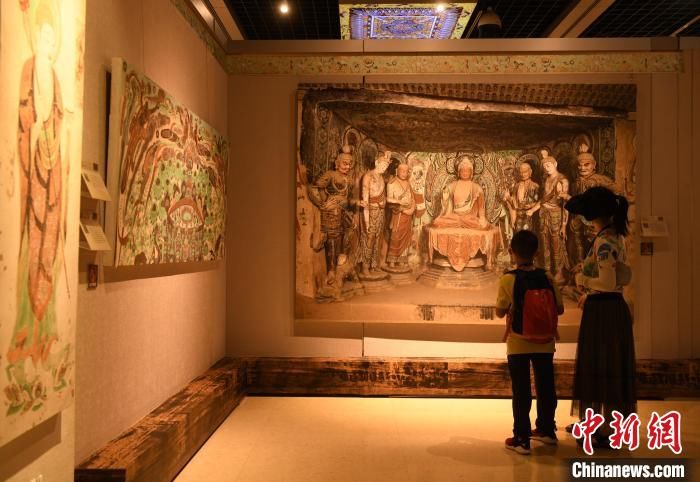 周毅|敦煌壁画艺术精品首次亮相重庆