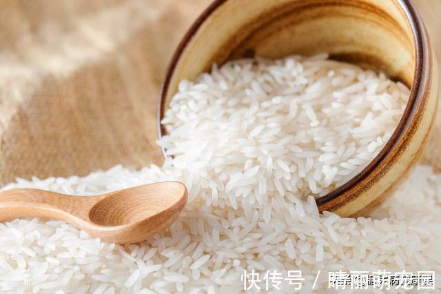 白米饭|糖友不能吃大米?营养师:学会这个小窍门,吃大米也不升糖