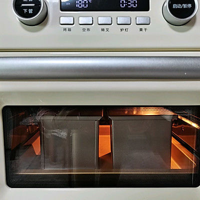 柔软奶香烤土司