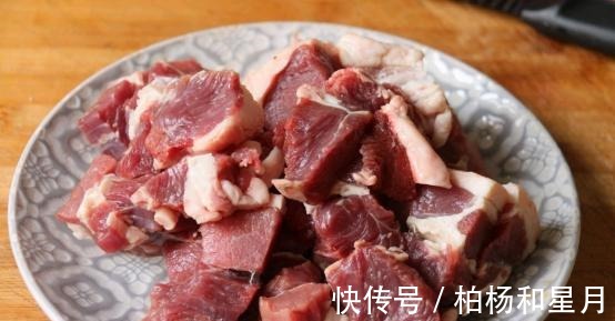 红烧|牛肉营养丰富，红烧着吃真美味，连汤汁都不放过！