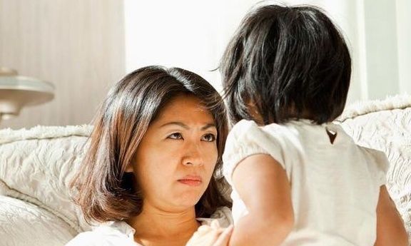 孩子|这3种事情,做父母的要尽量避开孩子,对孩子影响会很大