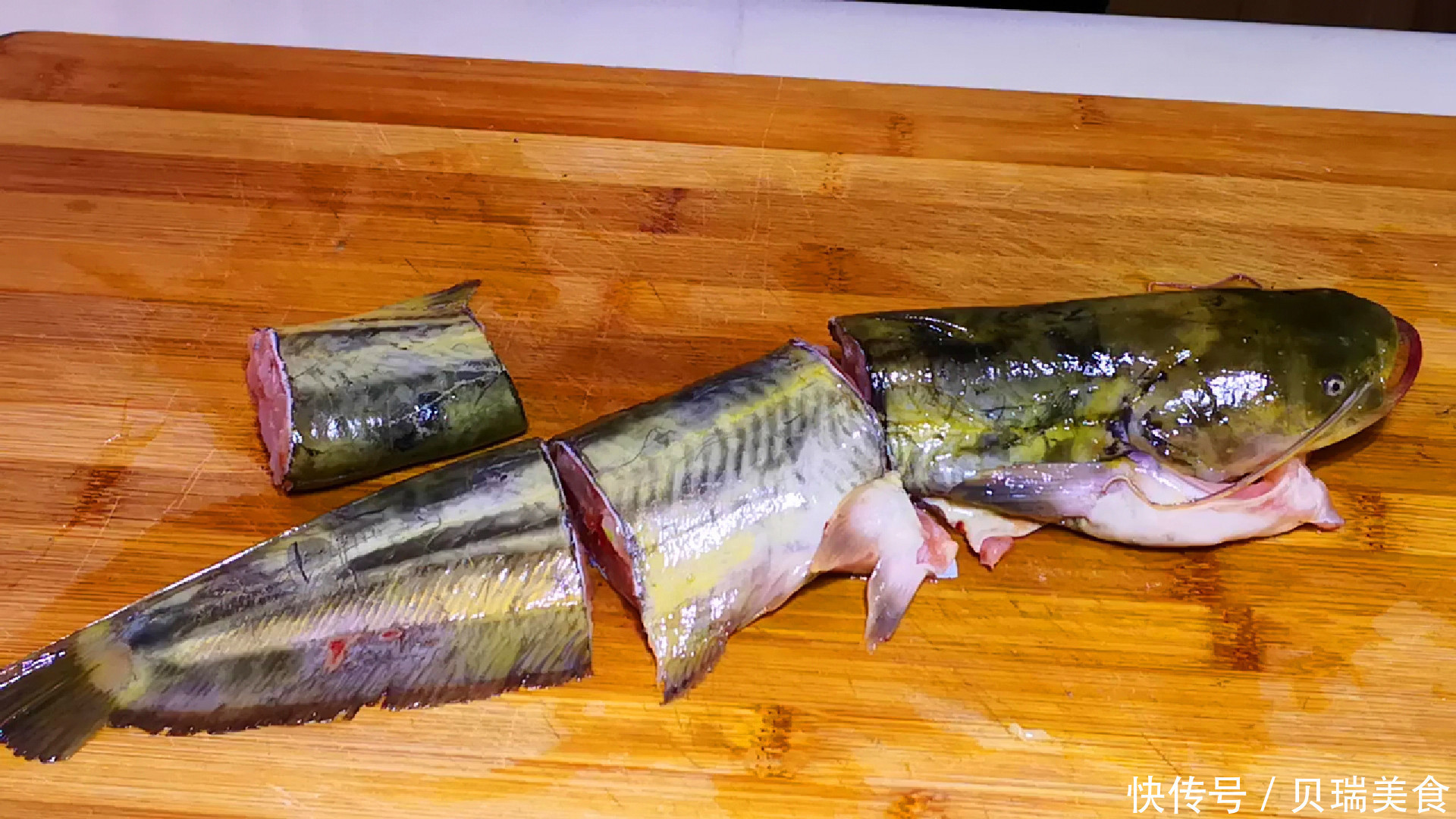 味道|鲶鱼好吃有诀窍,做好关键2步,鲶鱼土腥味全无,味道特别鲜美