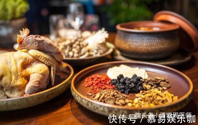 中年男性|人到中年还在保温杯里泡枸杞?不如常吃5种药膳,五脏都会感谢你