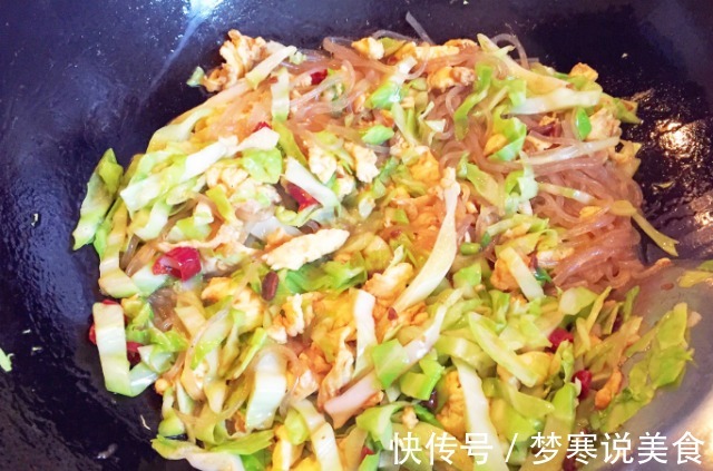 包菜|这菜很便宜,一颗能炒几次,低脂低热,含叶酸多,常吃再胖也能瘦!