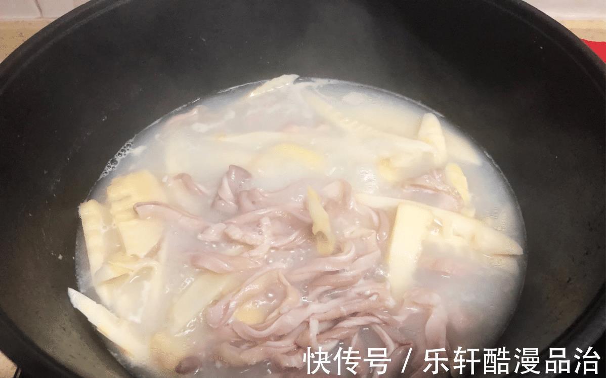 养心|失眠最该多喝“这汤”,上锅炖一炖,失眠好了,养心又安神