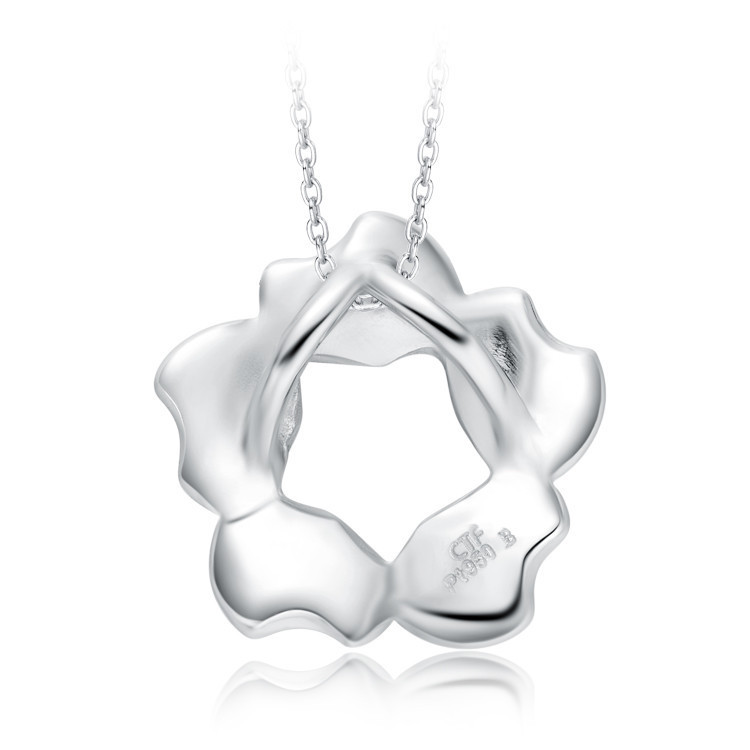 船大|周大福给我们的感觉为什么不够高大上?