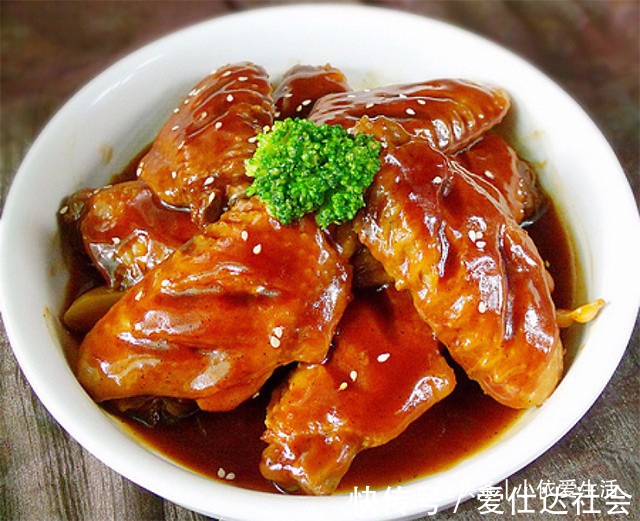 春节欢欢喜喜过大年，教你几道清淡解腻的家常菜，好吃还不腻