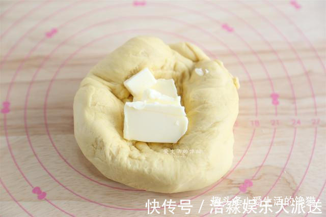 发酵|做面包时,注意这个细节,面包个个松软好吃,放3天也不发硬