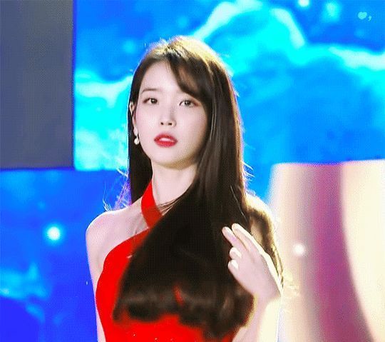 谁剪谁好看的5款发型,水波纹不挑人,人鱼卷减龄又显脸小~