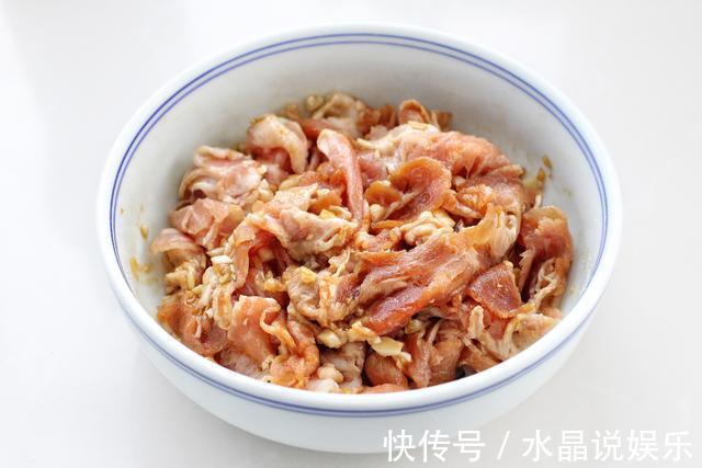 汤匙|在家就能做的韩式料理,饭和菜卷一起,营养丰富又美味,老少皆宜