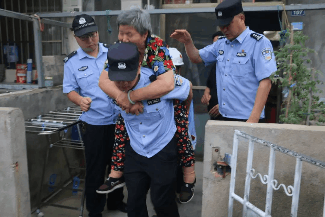 中国人民警察警歌|警察节！致敬了不起的他们！