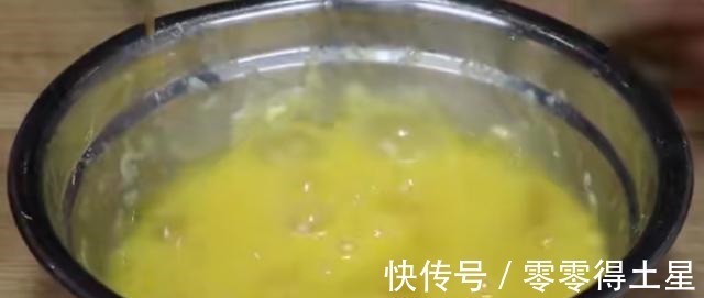 小米椒|这才是苦瓜最正确的做法,不苦不涩,开胃又下饭,我家一周吃6次!