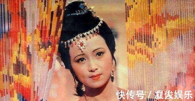 宁国府$秦可卿究竟为何被贾珍拿下因为她做了一件丑事,被贾珍捏住了把柄