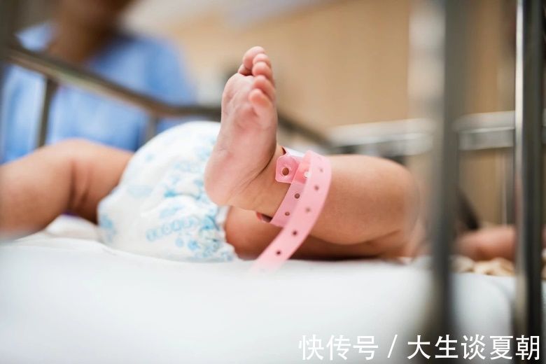 窒息|新生儿出生后必做的三项检查，有两个关系智力发育，父母不可大意