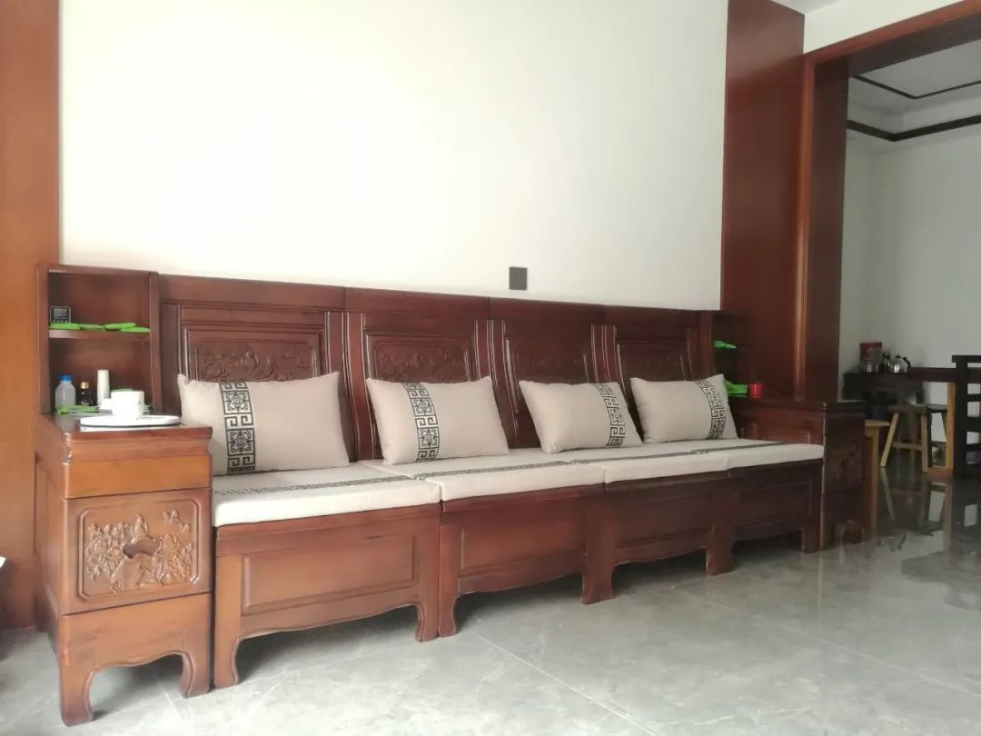 解决办法|沙发脏了怎么清洗？千万别买不可拆洗的布沙发，我已经后悔啦