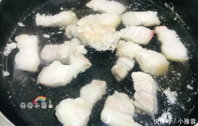 做红烧肉时,加上这食材,肉味道香,口感好,有食欲