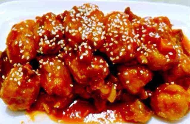 你在糖醋排骨做糖还是醋厨师透露顺序不对,所以味道好就奇怪了