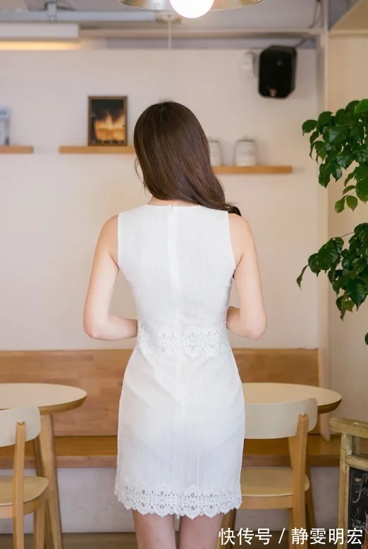 孙允珠|美图欣赏:孙允珠,象牙色蕾丝刺绣清爽初夏吊裙