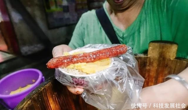 从头吃到尾的平西夜市,没有人能饿着出来!