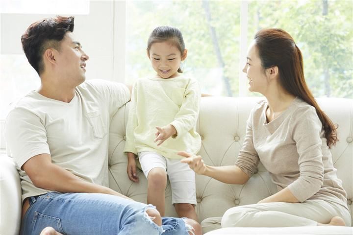 巴巴|“新型冷暴力”在幼儿园蔓延,孩子委屈巴巴,家长却不知