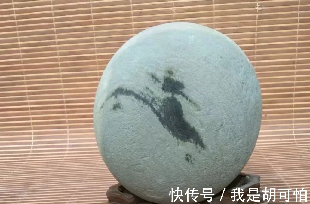 鉴赏@长江黑白水墨画石的艺术鉴赏