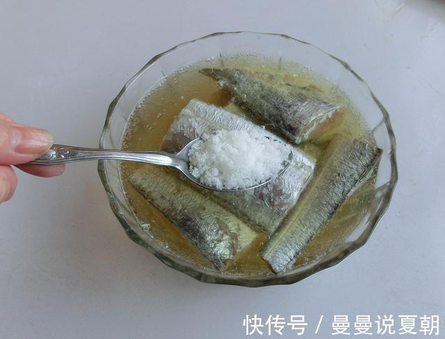 黄眼睛带鱼和黑眼睛带鱼,同样是带鱼,老渔民告诉你,到底差在哪