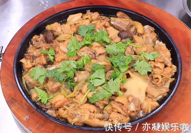 技巧|最简单又好吃的焖扒鸡,鸡块直接上锅蒸,学会腌制技巧,鲜嫩滑口