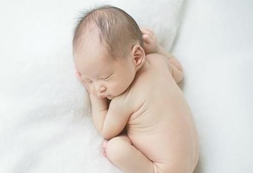 胎儿期|你们说胎儿期六斤、七斤、八斤,有什么区别吗?五斤的话,是不是胎儿营养不良呢?