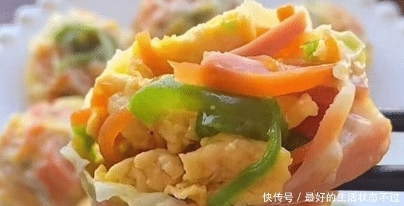 春季多吃这个,不用揉面,包上馅一蒸,皮薄馅足,一口一个真过瘾